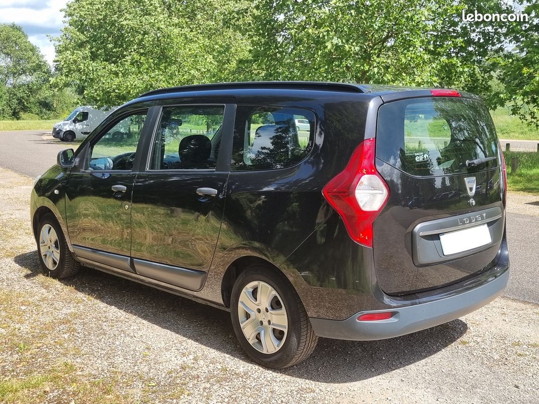 Dacia LODGY 1.2 TCE 115 SILVER LINE 7 PLACES (image 4)