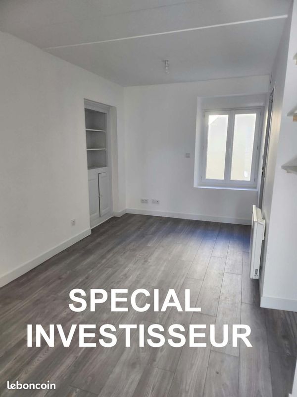 Immeuble 240 m² · à Montreuil-Bellay · 240 m² · 349 000 €
