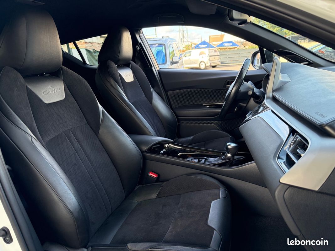 Toyota c-hr 1.8 140h full-hybrid 0.85kwh collection / camera recul (image 6)
