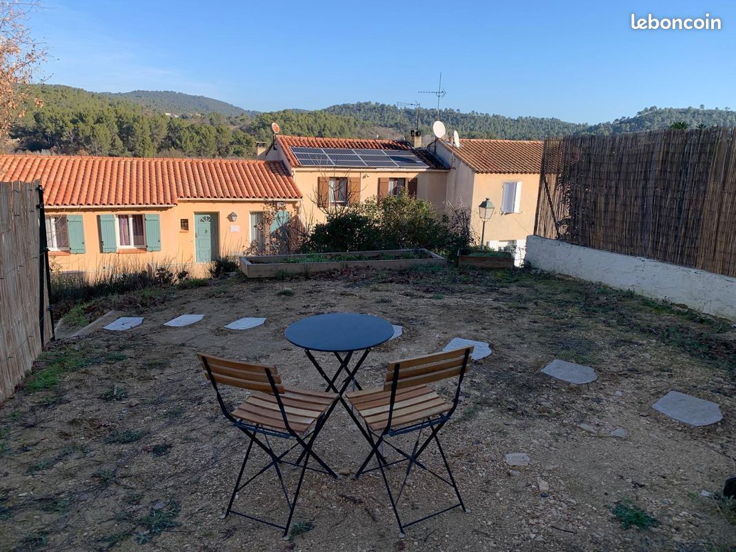 Appartement 1 pièce 30 m² · à Mirabeau · 30 m² · 650 €/mois