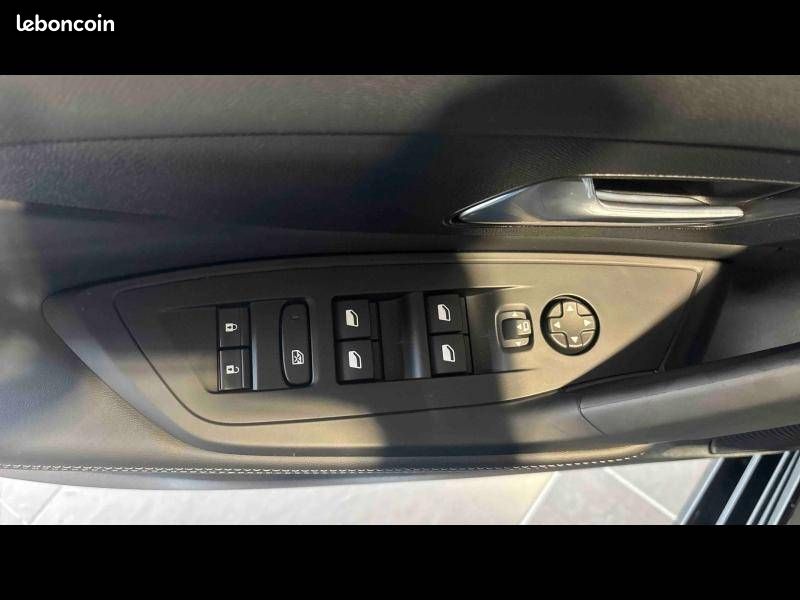 PEUGEOT 308 Hybrid 145 e-DCS6 Allure (image 20)