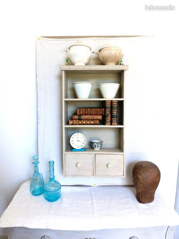 Armoire murale beige avec 3 étagères et 2 tiroirs - Hauteur 74 cm (image 1)
