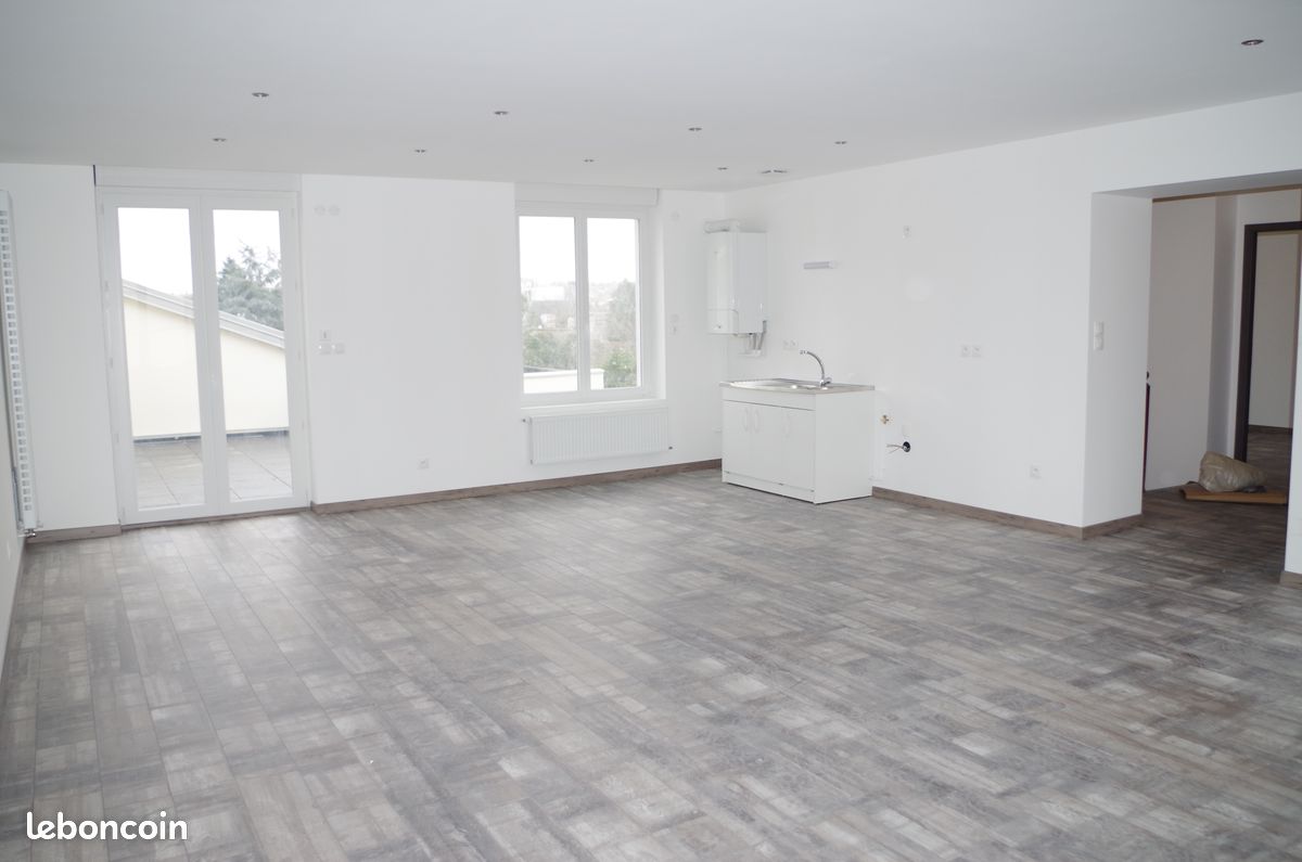 Appartement 5 pièces 140 m² · à Dombasle-sur-Meurthe · 140 m² · 895 €
