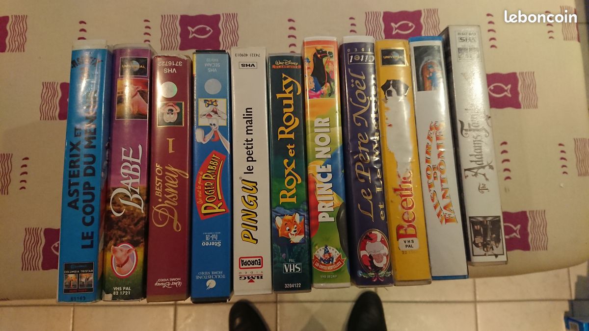 11 cassettes video vhs pour enfants (image 1)