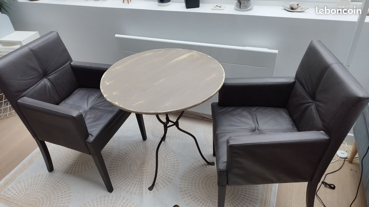 Fauteuils/ chaises de tables en cuir brun (image 1)