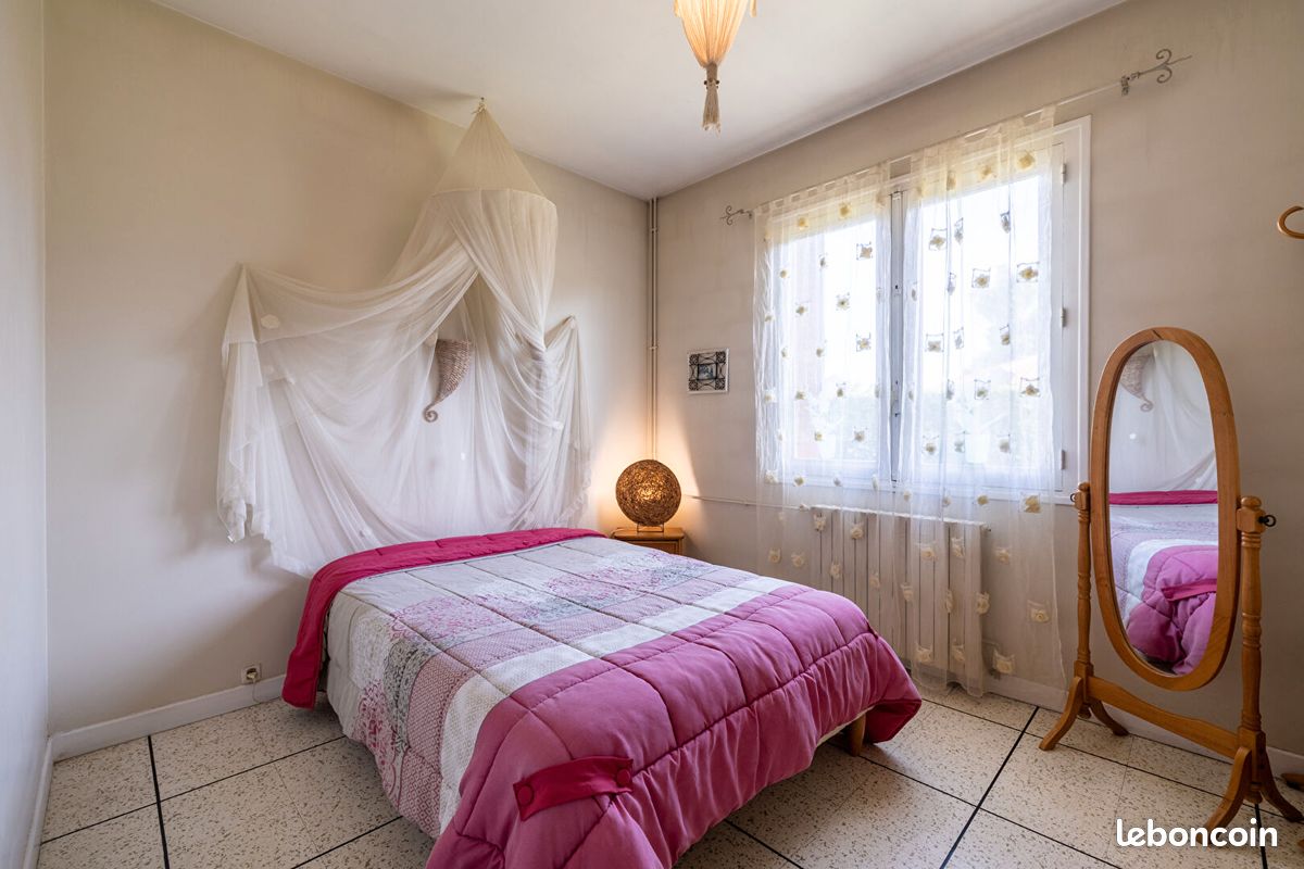 Maison 4 pièces 110 m² - Hagetmau 40700 (image principale 5)