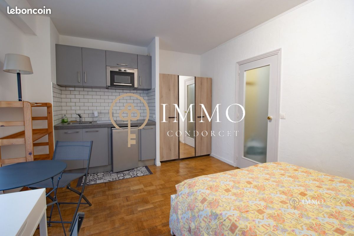 Appartement 1 pièce 23 m² · à Bourg-la-Reine · 23 m² · 855 €