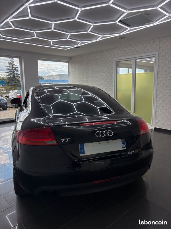 Audi TT 2.0 TFSI 200 CH (image 5)