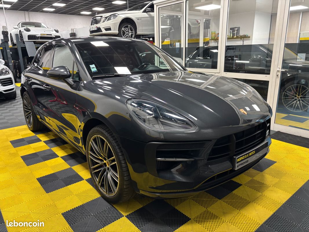 Porsche Macan GTS 380 cv PDK toit ouvrant jantes 21 pack sport chrono bose CarPlay attelage (image 1)