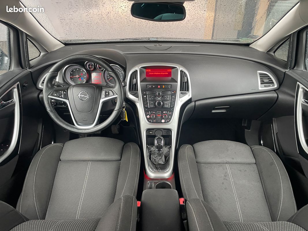 Opel Astra ST 1.4 Turbo 140CH Sport ++ Excellent état Carnet d'entretien complet 1ère Main (image 5)