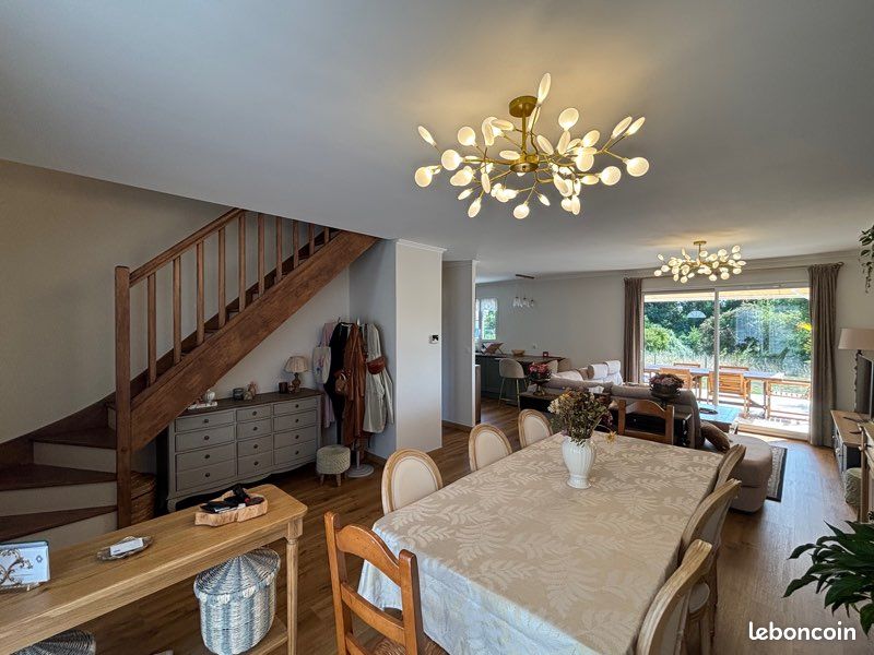 Maison 6 pièces 116 m² · à Saint-Roch · 116 m² · 360 000 €