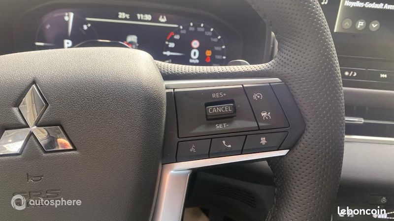 Mitsubishi Outlander 2.4 PHEV 306ch Intense 4WD (image 25)