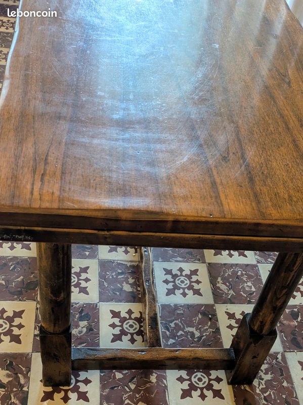 Table ancienne en bois massif avec rallonges intégrées – 142 cm à 245 cm (image 7)