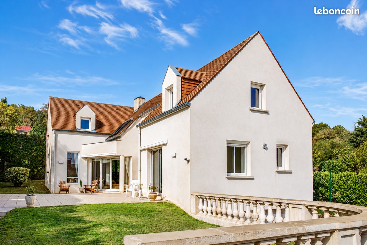 Maison 7 pièces 207 m² · à Talant · 207 m² · 675 000 €