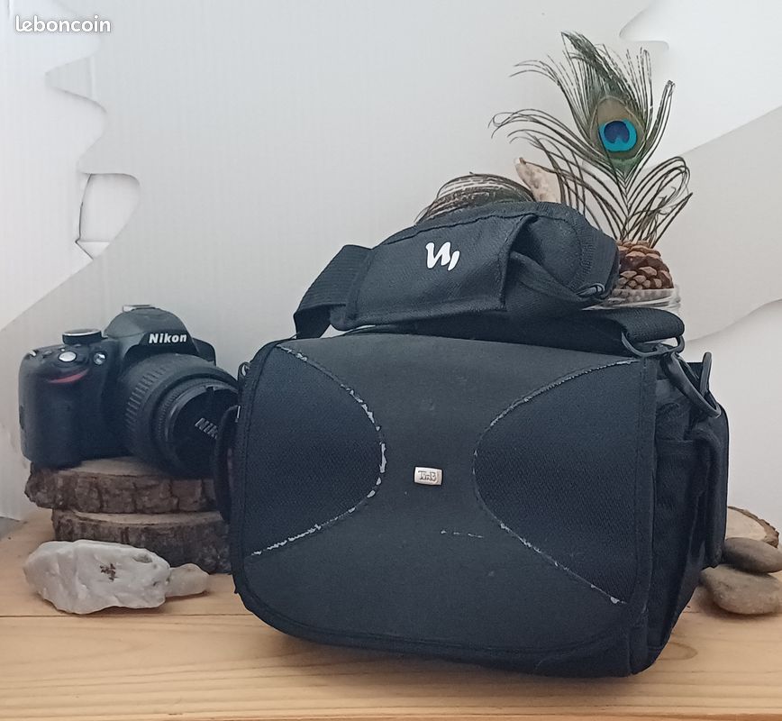 Nikon D3200 + Objectif (image 1)