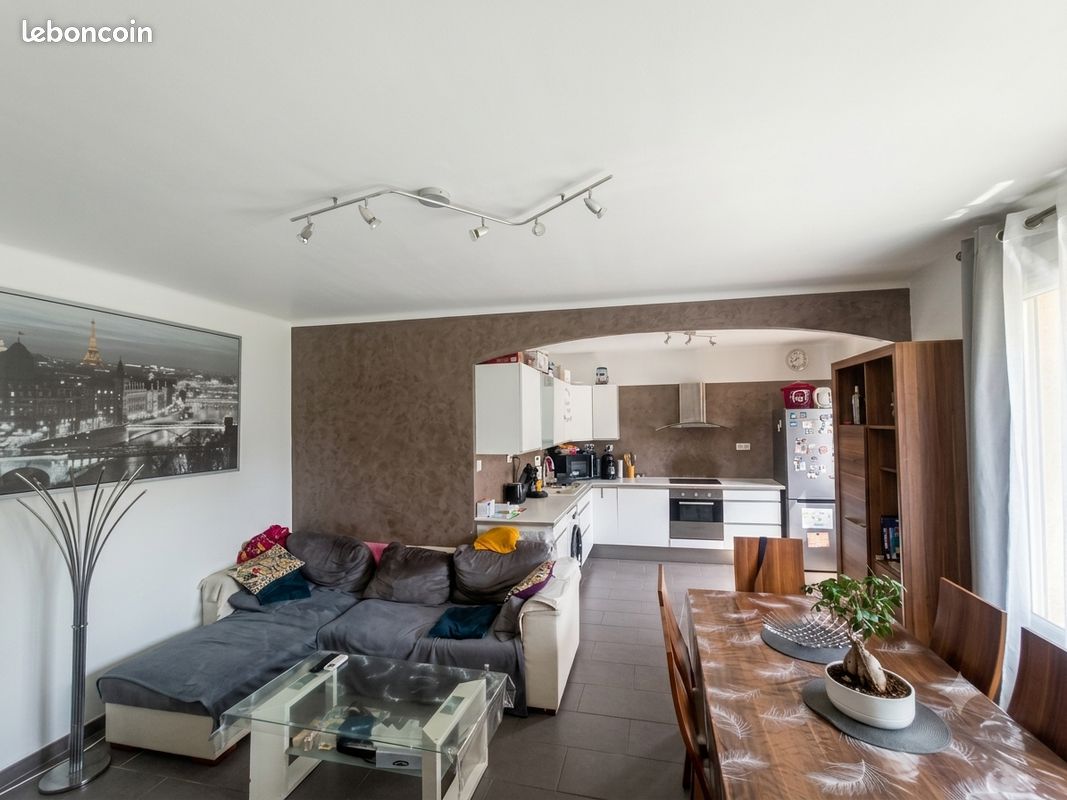 Appartement 4 pièces 73 m² · à Toulon · 73 m² · 235 000 €