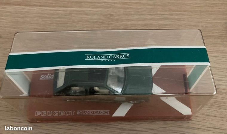 Solido Peugeot 205 CTI Roland-Garros – Miniature 1:18, Cabriolet Vert Métallisé, édition Limitée