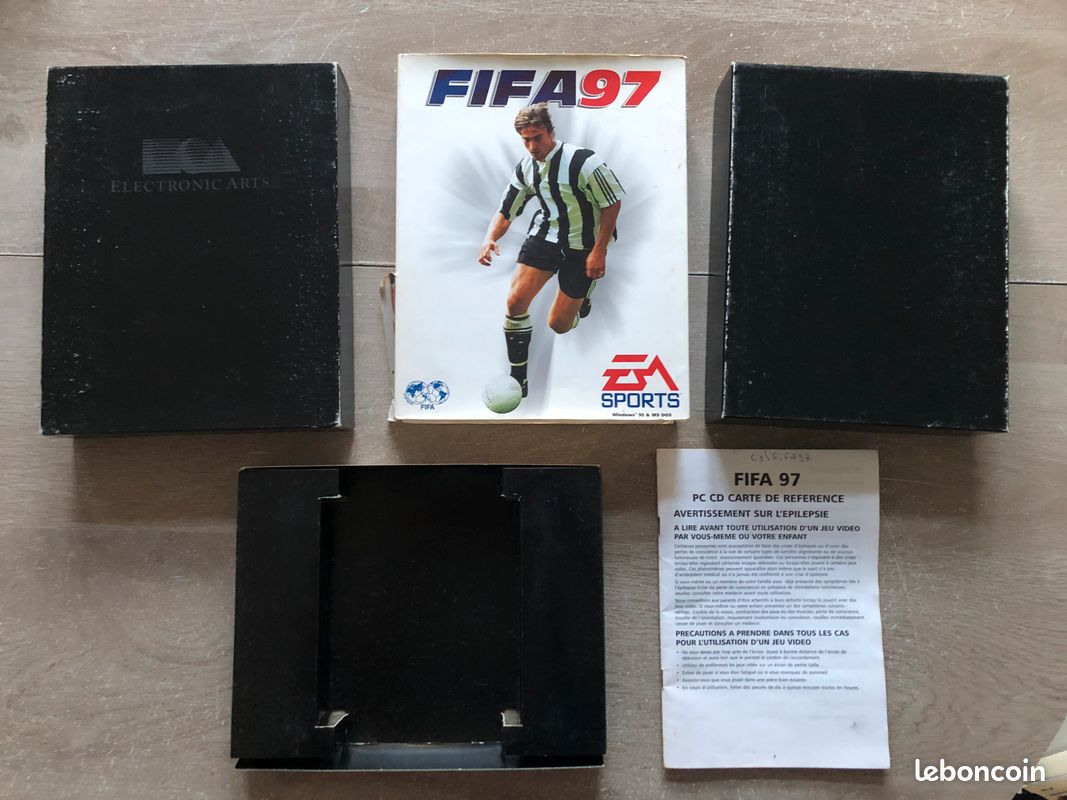 FIFA 97 (EA Sports) - Version PC Big Box Française Avec Notice - Bon état