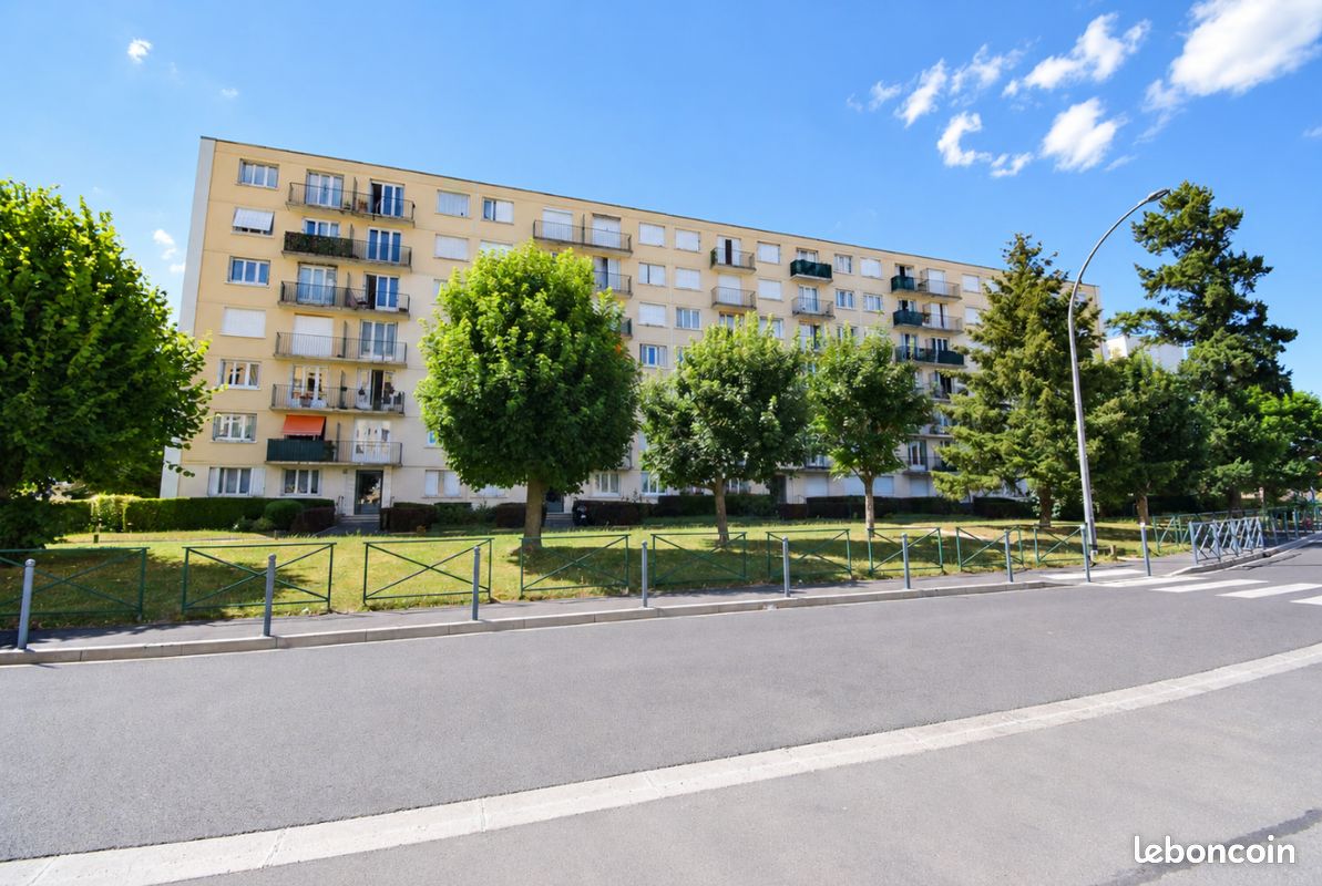 Appartement 1 pièce 35 m² · à Dreux · 35 m² · 400 €/mois