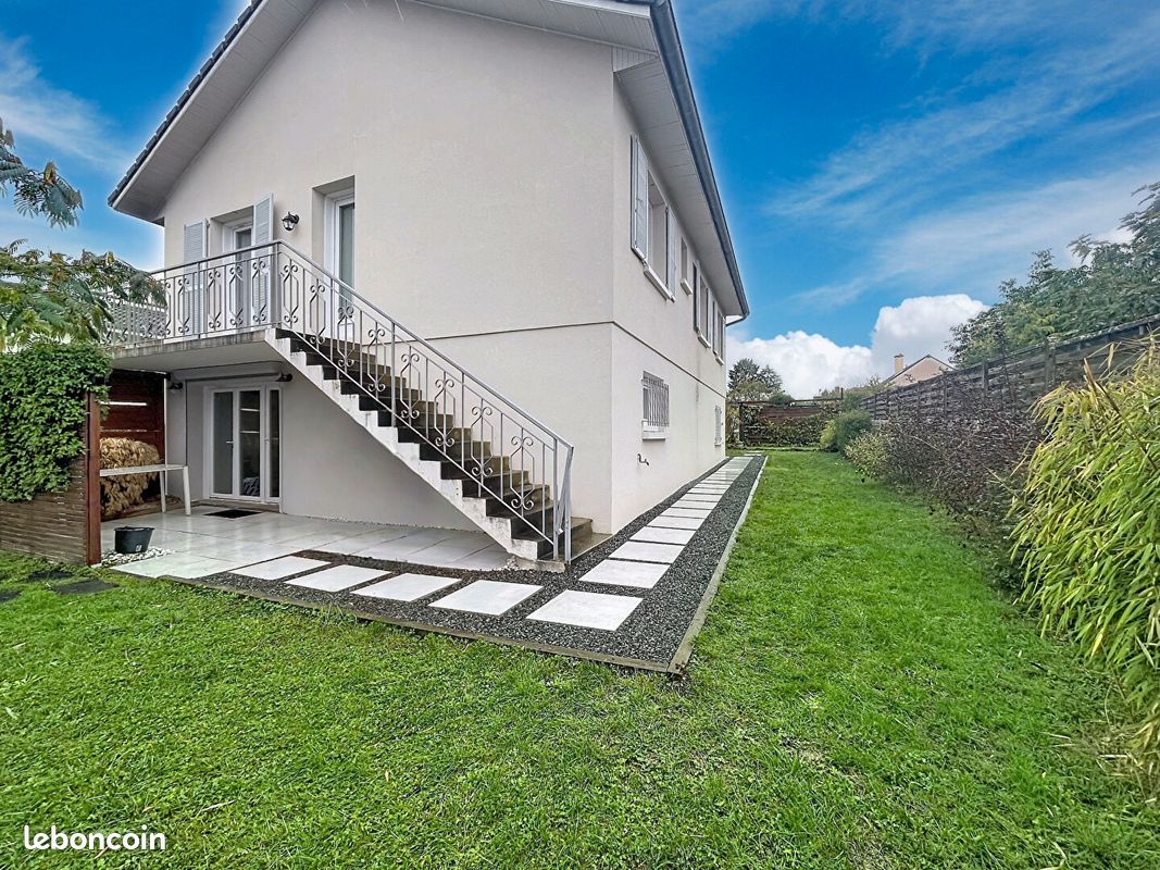 Maison 5 pièces 117 m² · à Saint-Rémy · 117 m² · 255 000 €