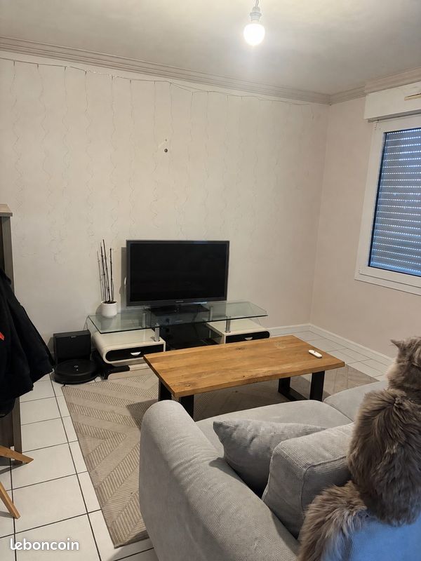 Appartement 2 pièces 49 m² · à Saint-Vallier · 49 m² · 490 €