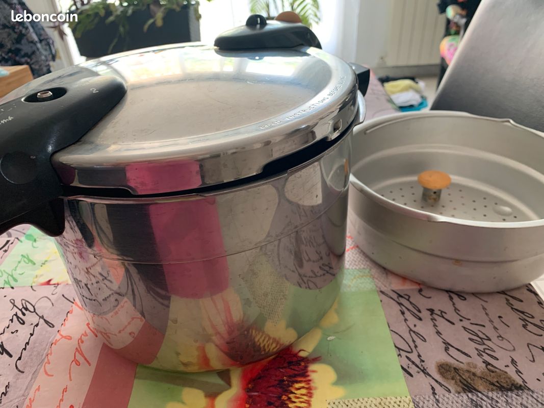 Cocotte-minute Autocuiseur Sitram Inox 8 Litres D'occasion - Compatible Tous Feux (induction, Gaz, électrique)