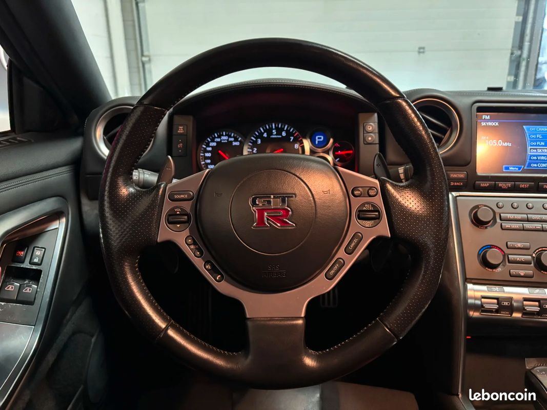 Nissan GT-R GT-R 3.8 V6 485 (image 19)