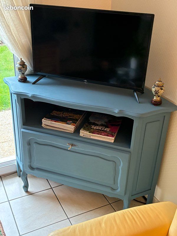 Meuble TV d’angle rénové (image 1)