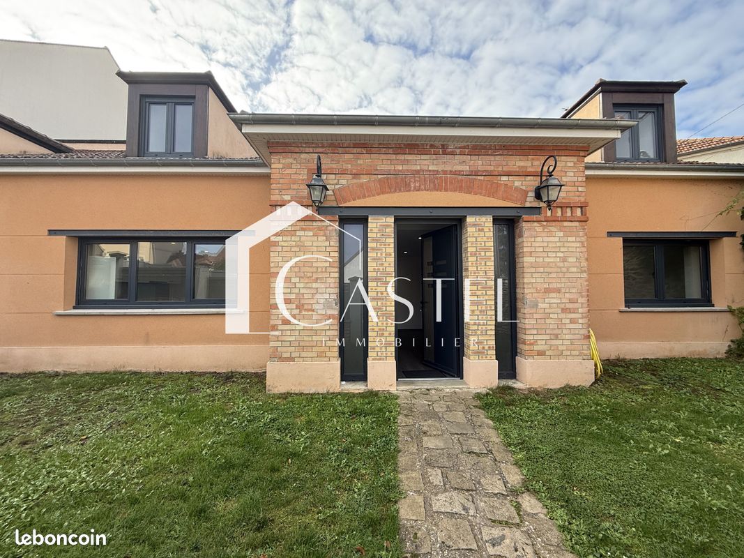 Maison 5 pièces 110 m² · à Orgeval · 110 m² · 445 000 €