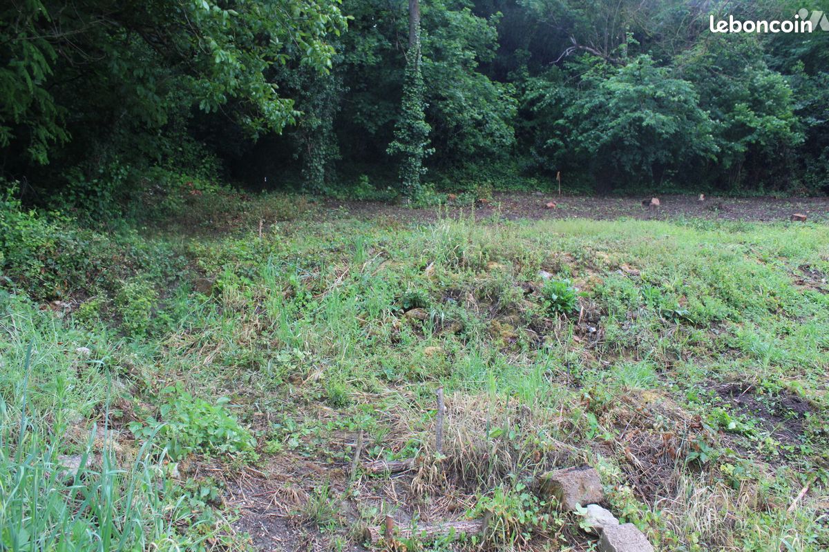 Terrain 1772 m² · à Châtellerault · 1 772 m² · 30 566 €