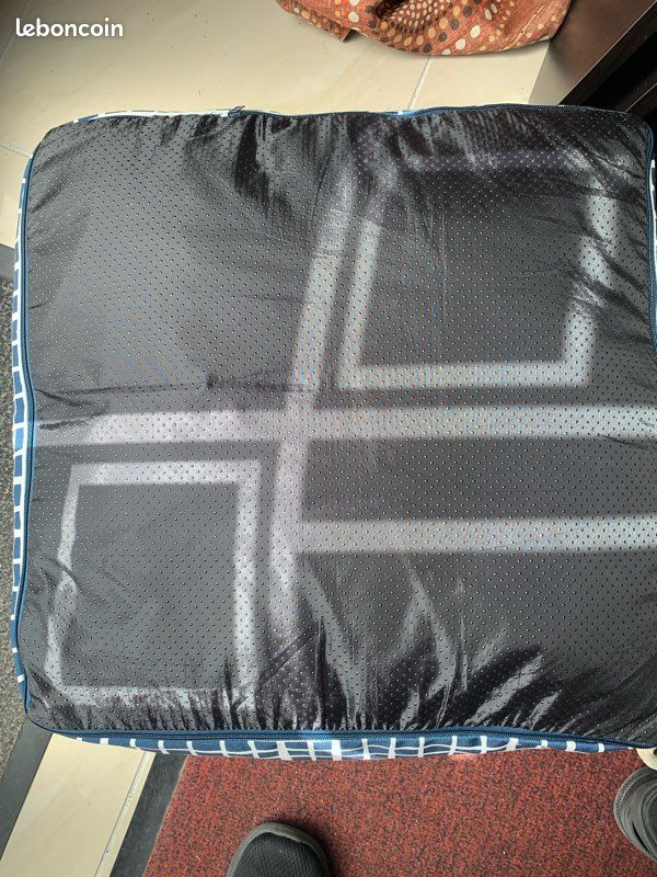 Coussin ou pouf (image 2)