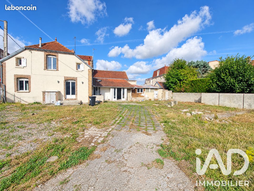 Maison 5 pièces 120 m² · à Romilly-sur-Seine · 120 m² · 128 000 €