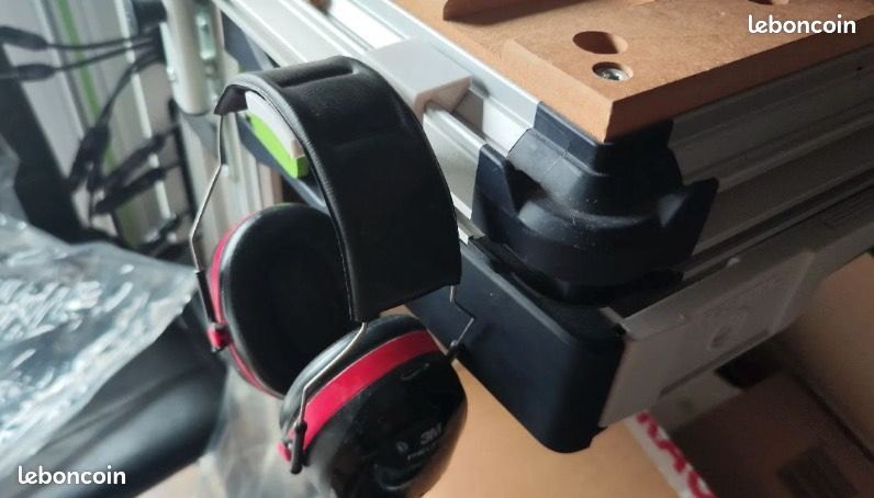 Support casque pour table MFT/3 (image 1)