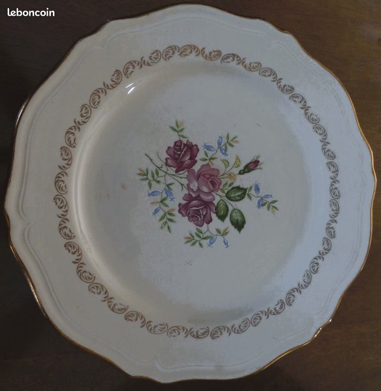 2 plats en porcelaine de l’Amandinoise motif fleurs (image 2)