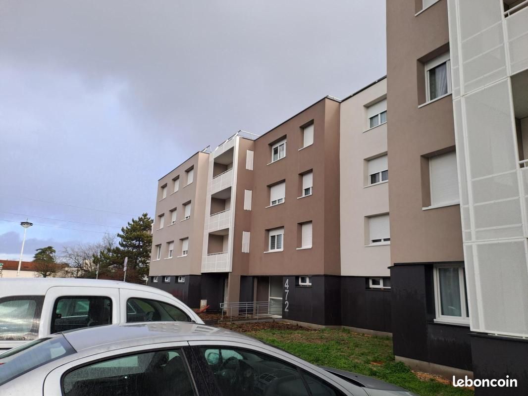 Appartement 3 pièces 86 m² · à Reims · 86 m² · 690 €