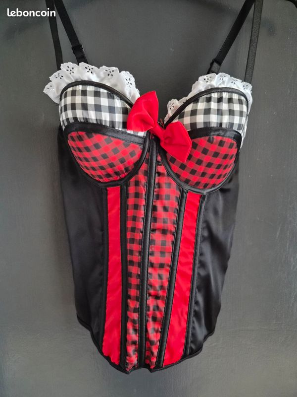 Vend corset Red ribbon hood (image 3)