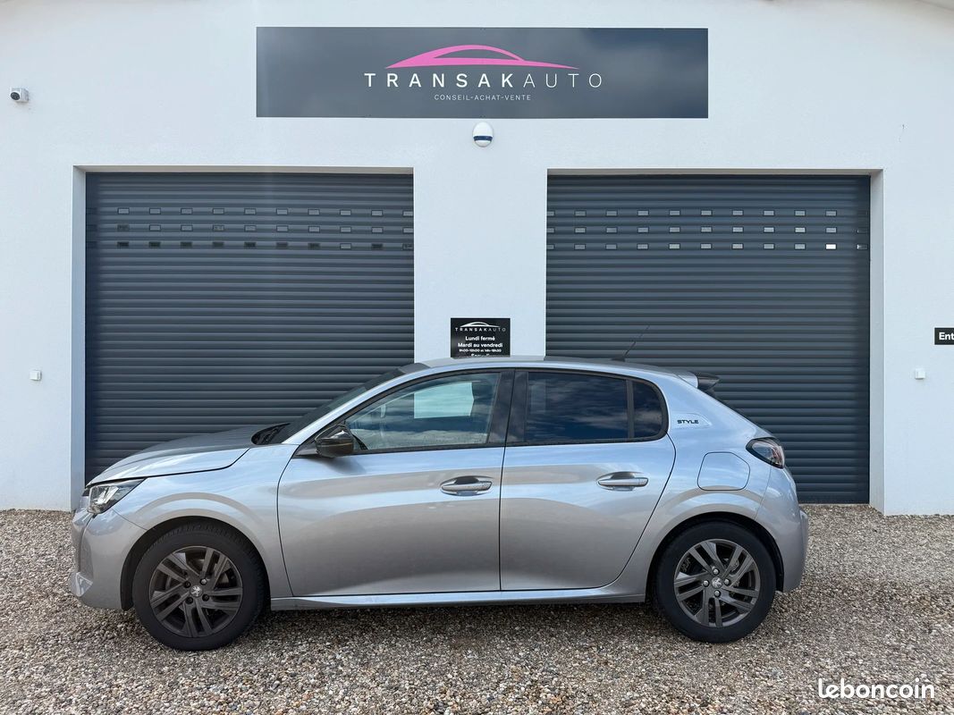 Peugeot 208 II Style (image 4)
