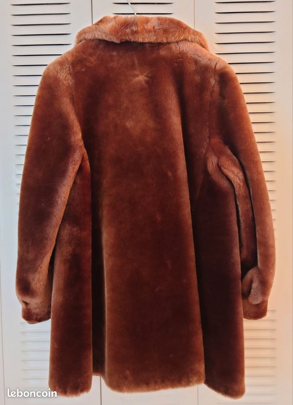 Manteau Vintage Années 60-70 En Mouton Doré Mérinos - Taille M - Manches Pagodes - Occasion Très Bon état