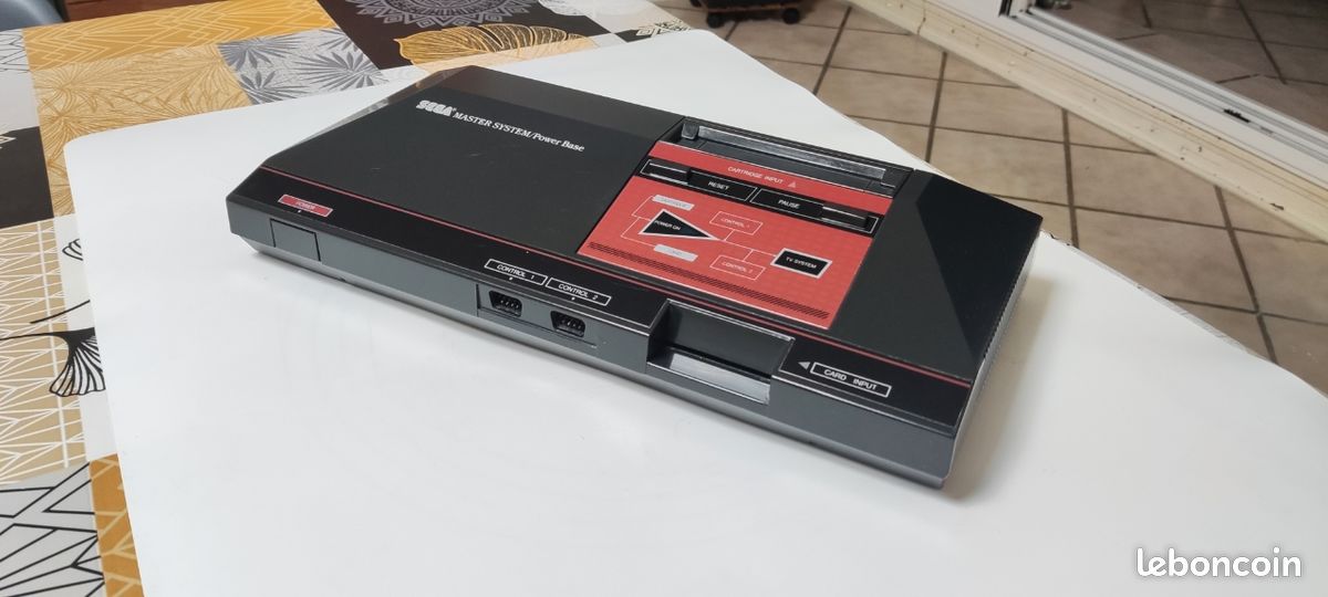 Pack Sega Master System 1 + Manette + Câbles + 5 Jeux (Enduro Racer, Double Dragon...) PAL