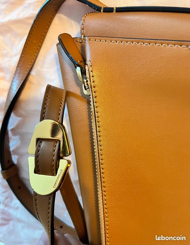 Sac Coccinelle cuir (image 9)