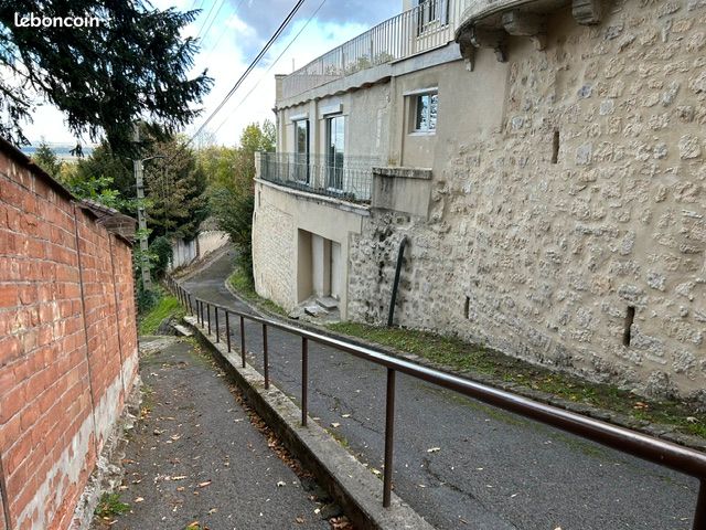 Appartement 1 pièce 76 m² · à Laon · 76 m² · 470 €/mois