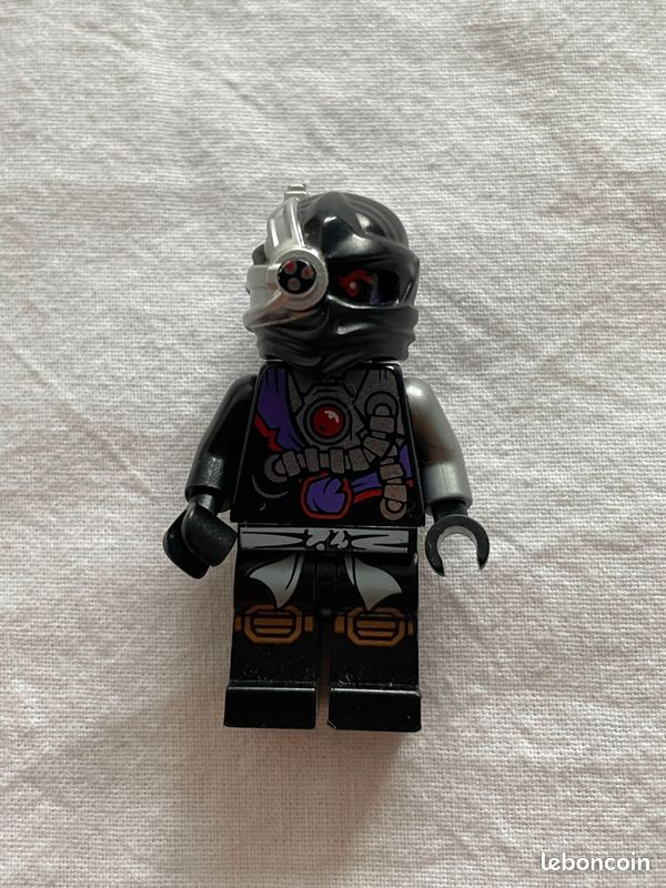 Figurine Lego NinjaGo Nindroid Warrior (image 1)