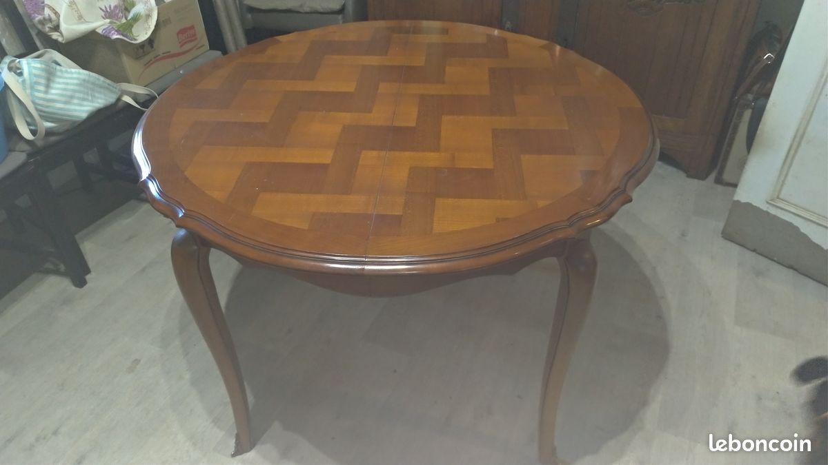 Table ronde bois (image 1)