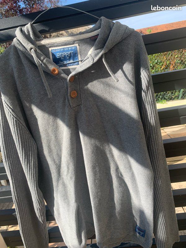 Pull tricot Esprit à capuche (image 1)