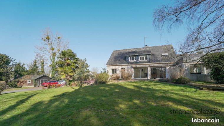Maison 10 pièces 198 m²