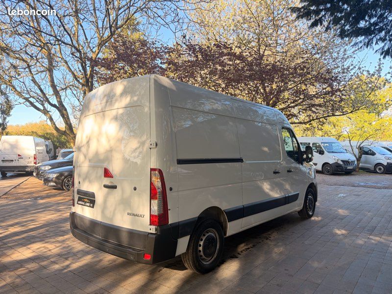 Renault Master L2H2 2.3 dCi 135 ch TRAC Grand Confort 2022 – photo 3