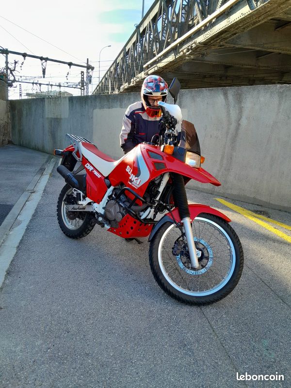 Suzuki DR 750 BIG 1989 – 35 200 km – CT OK – Entretien OK – Bagagerie (image 2)