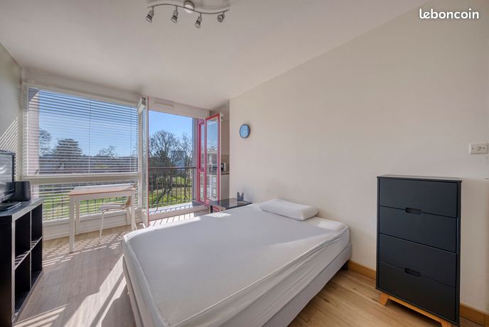 Studio 1 pièce 21 m² — 2