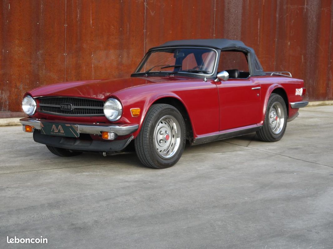 Triumph tr6 carbu - first paint (image 2)