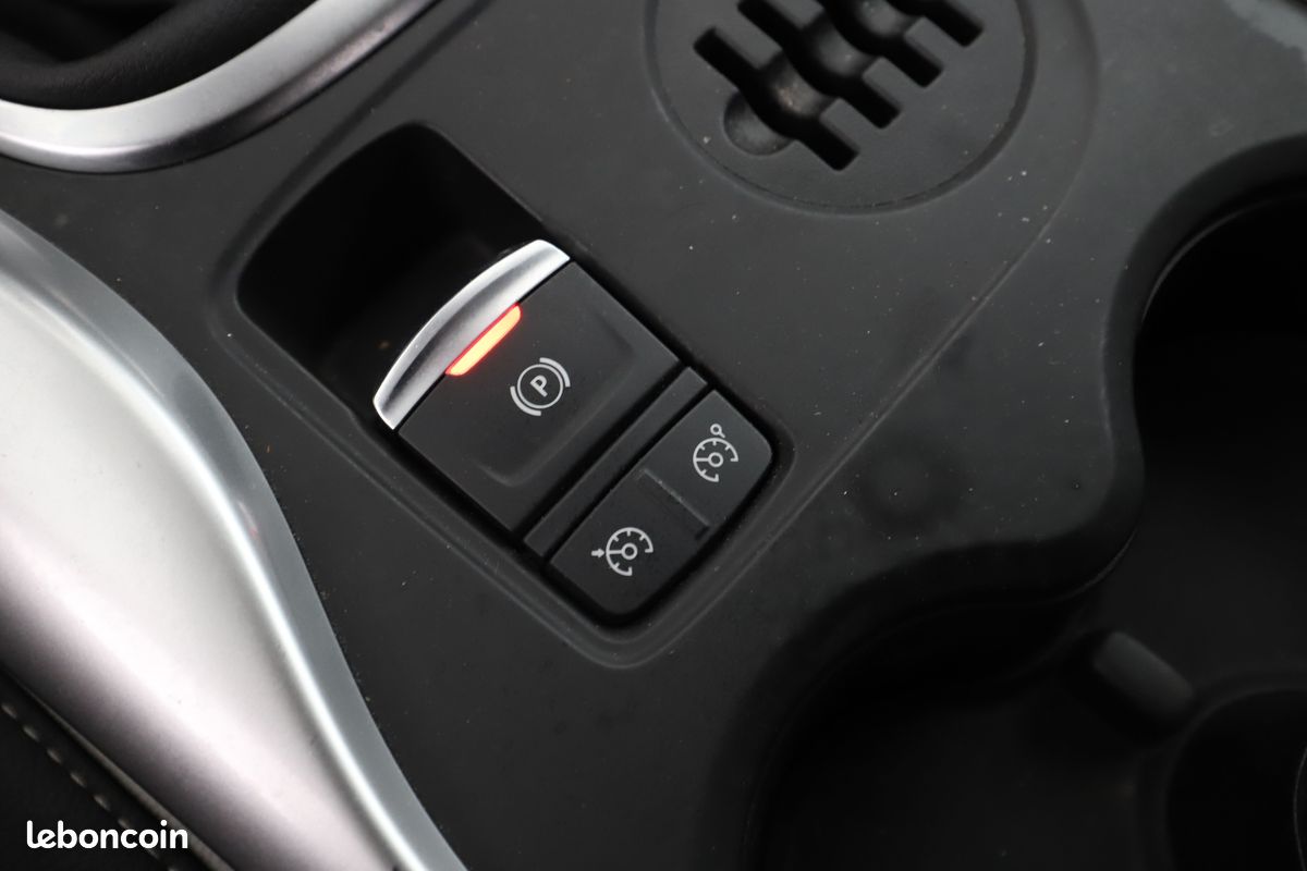 Renault Kadjar 1.2 TCe Energy Bose Edition 130 ch (image 24)